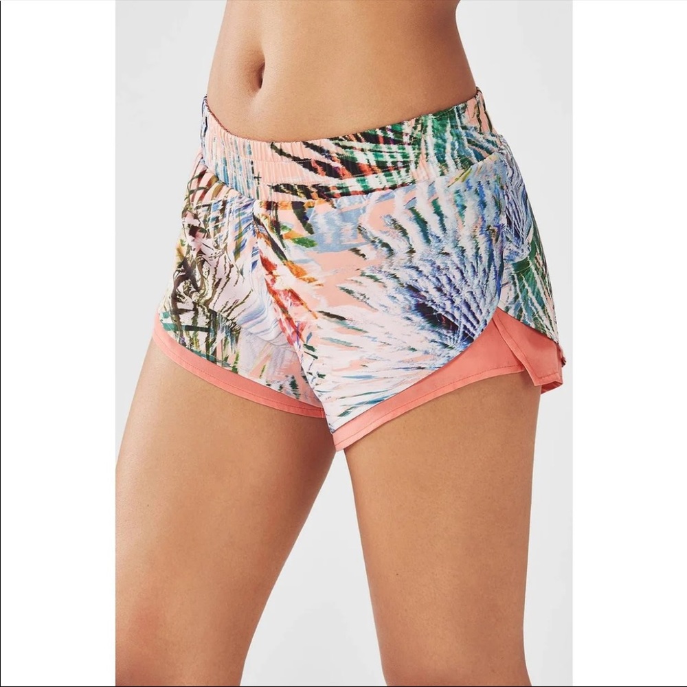 Fabletics Size XL Peach Palm Tropical Print Latrice Athletic Shorts